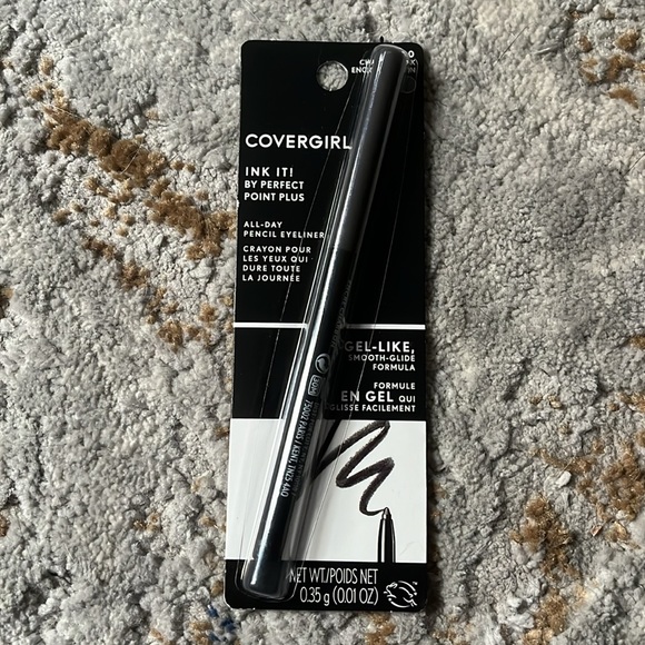 NWT Covergirl Makeup Bundle - Picture 3 of 10